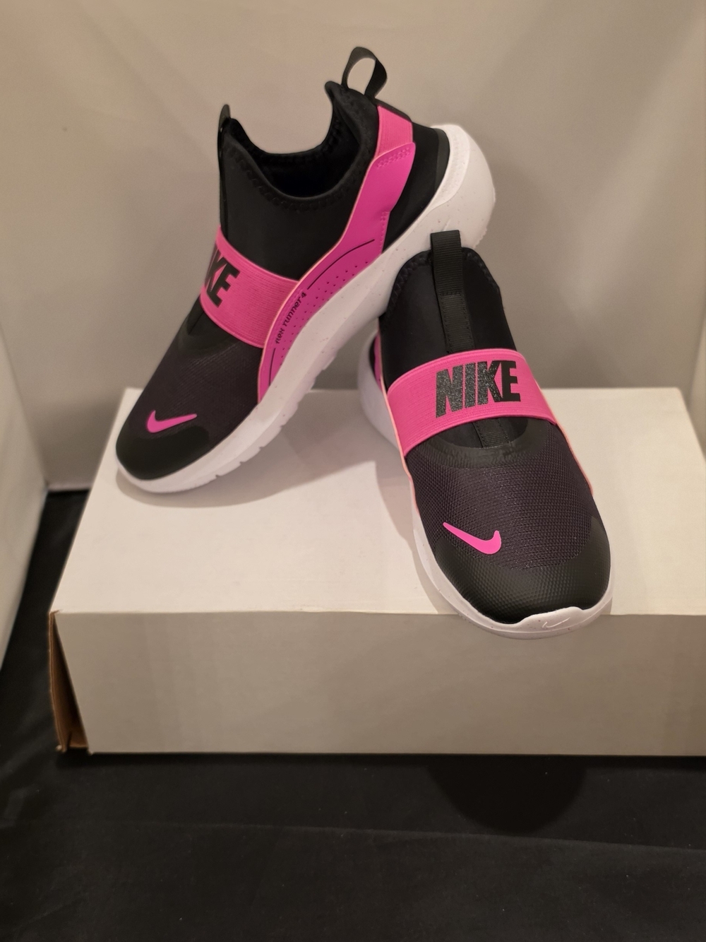 Nike Kids Slip-On Sneakers - Black & Hot Pink